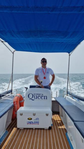 Ionicaqueen boats